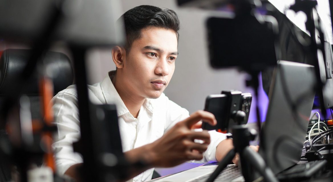 Ekonomi Kreator 2026: Dari Influencer Ke Entrepreneur Digital