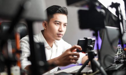 Ekonomi Kreator 2026: Dari Influencer Ke Entrepreneur Digital