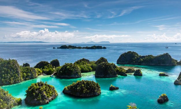 Laut Raja Ampat Dan Keindahan Alam Indonesia Yang Mendunia