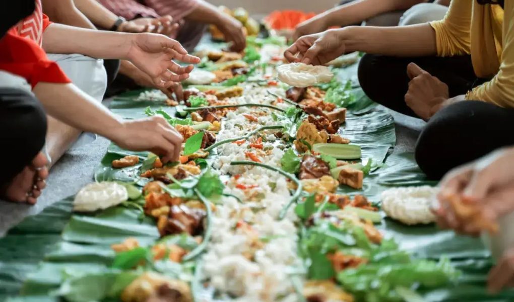 Nilai Kebersamaan Dalam Budaya Makan Bersama Di Indonesia