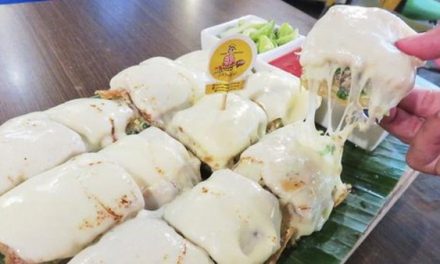 Martabak Kekinian Dengan Topping Unik Yang Viral