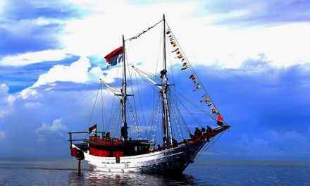 Kapal Tradisional Nusantara: Warisan Teknologi Maritim Indonesia