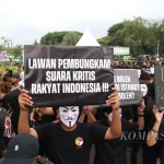 Demokrasi Dan Kebebasan Berpendapat: Hak Masyarakat Berkritik