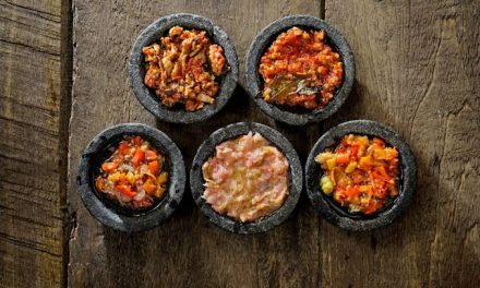 Sambal Indonesia: Ragam Cita Rasa Pedas Dari Berbagai Daerah