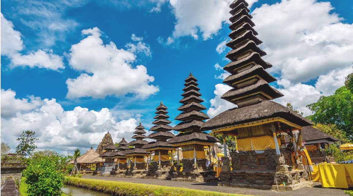 Wisata Desa: Mengembangkan Pengalaman Liburan Berkelanjutan